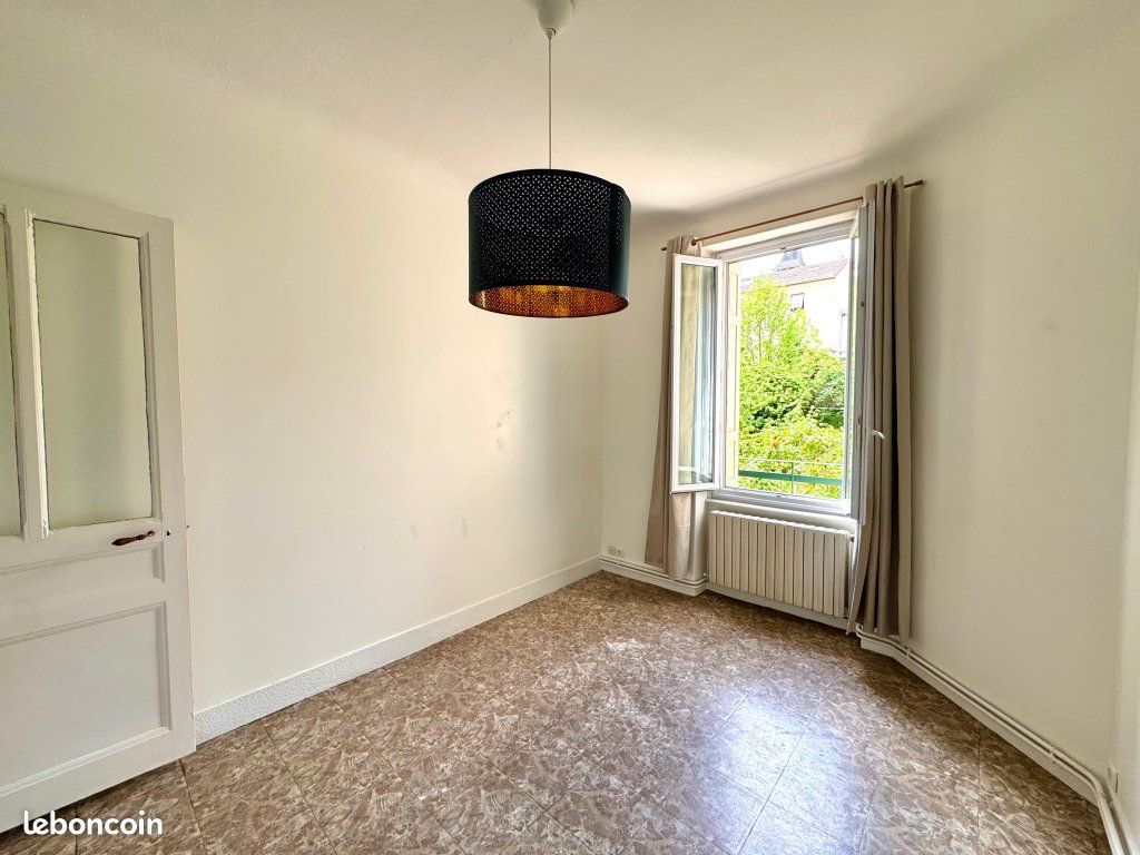 Appartement 2 pièces 53 m² · à Saint-Étienne · 53 m² · 460 €