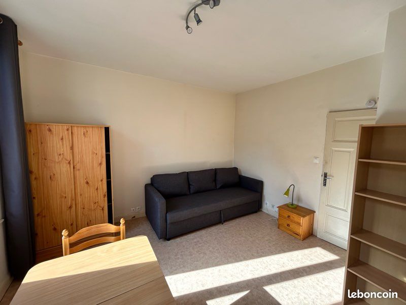 Appartement 1 pièce 22 m² · à Saint-Chély-d'Apcher · 22 m² · 360 €