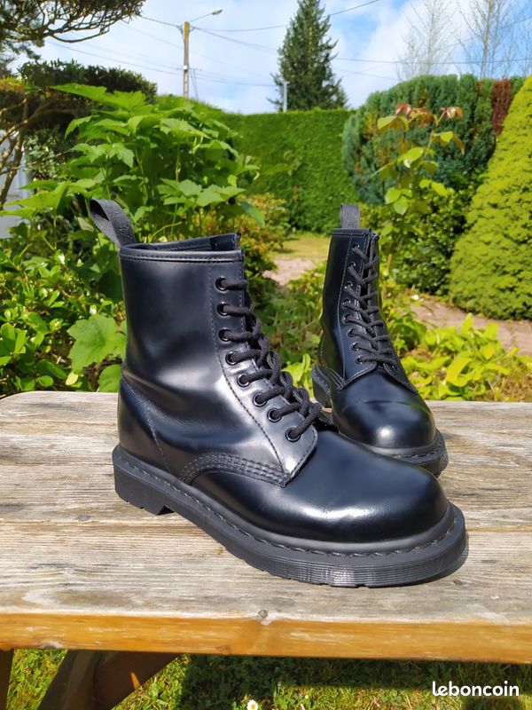 Dr. Martens 1460 Mono (image 4)