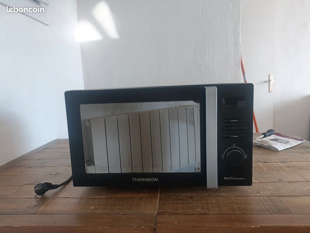 Four micro-ondes combiné THOMPSON COMBINAT 25 (image 1)