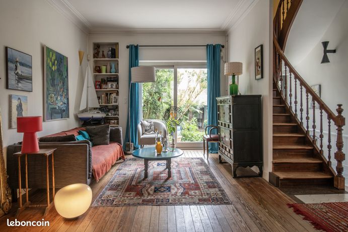 Maison 9 pièces 200 m² — 2
