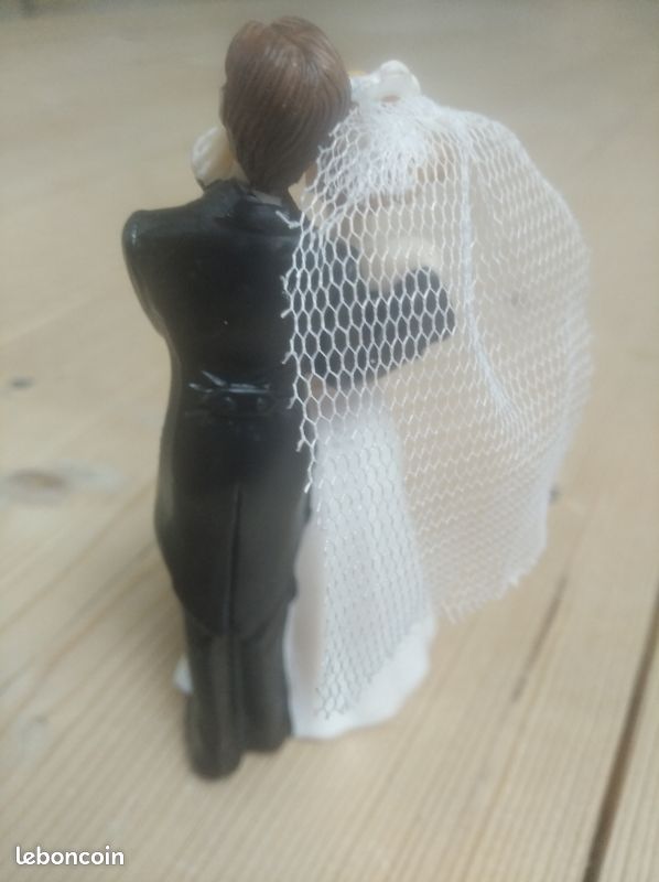 Figurine couple gâteau mariage (image 4)