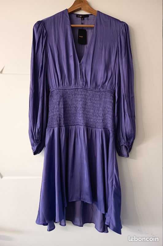Robe courte en satin Maje Vêtements