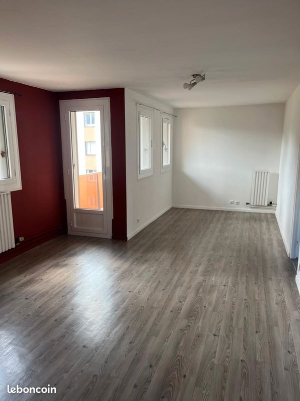 Appartement 4 pièces 83 m² · à Guingamp · 83 m² · 120 000 €