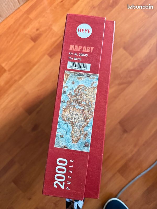 PUZZLE HEYE 2 000 PIECES MAP ART carte du monde (image 4)