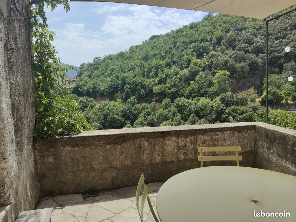 Maison 2 pièces 166 m² · à Saint-Martial · 166 m² · 212 000 €