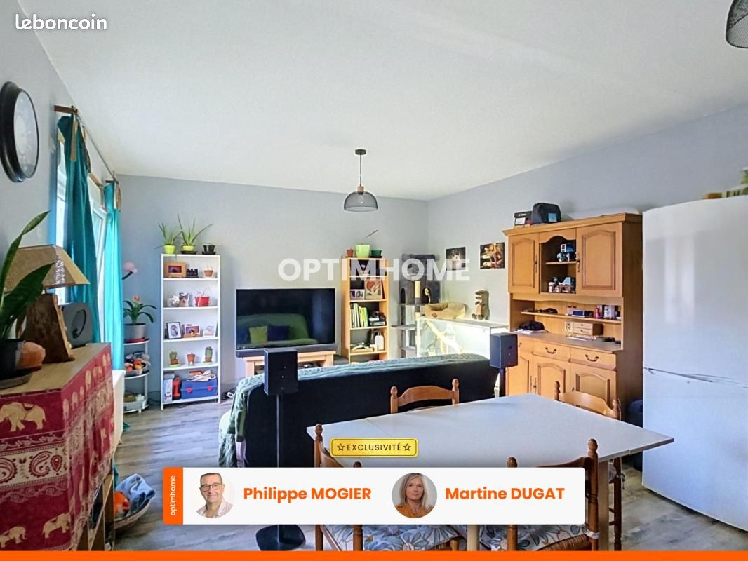 Immeuble 9 pièces 200 m² · à Saint-Yorre · 200 m² · 134 000 €