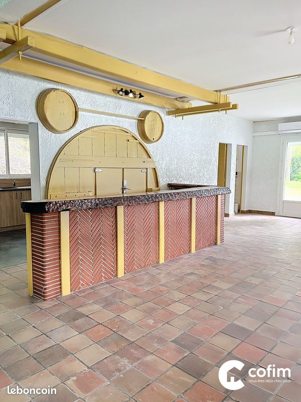 Maison 5 pièces 142 m² - Anos 64160 (image principale 4)