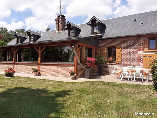 Longère 8 pièces 160 m²
