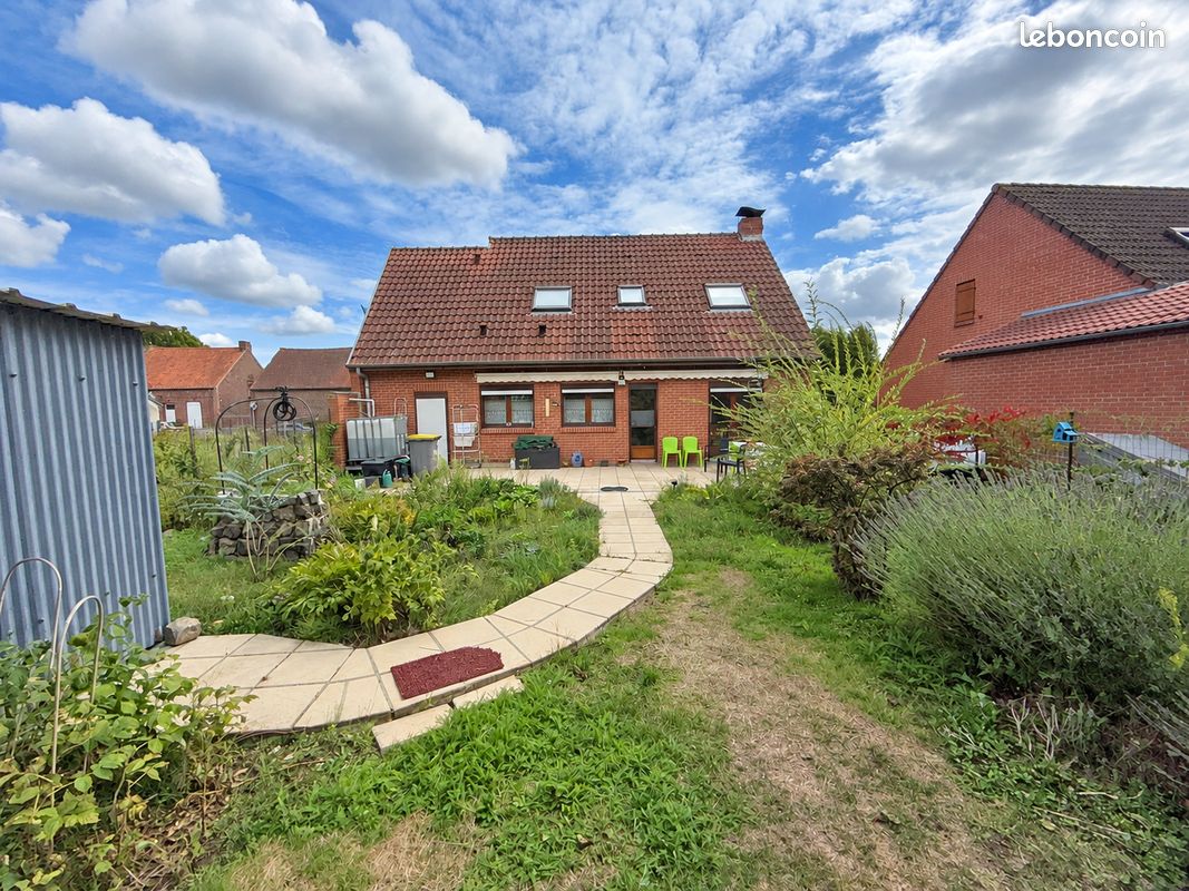 Maison 4 pièces 115 m² · à Saint-Amand-les-Eaux · 115 m² · 267 800 €