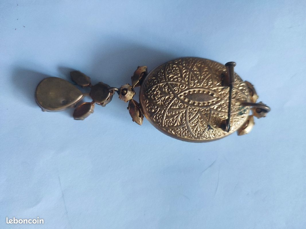Broche Ancienne Couture 1940 En Laiton Doré Et Perles - Bijou Vintage Excellent État
