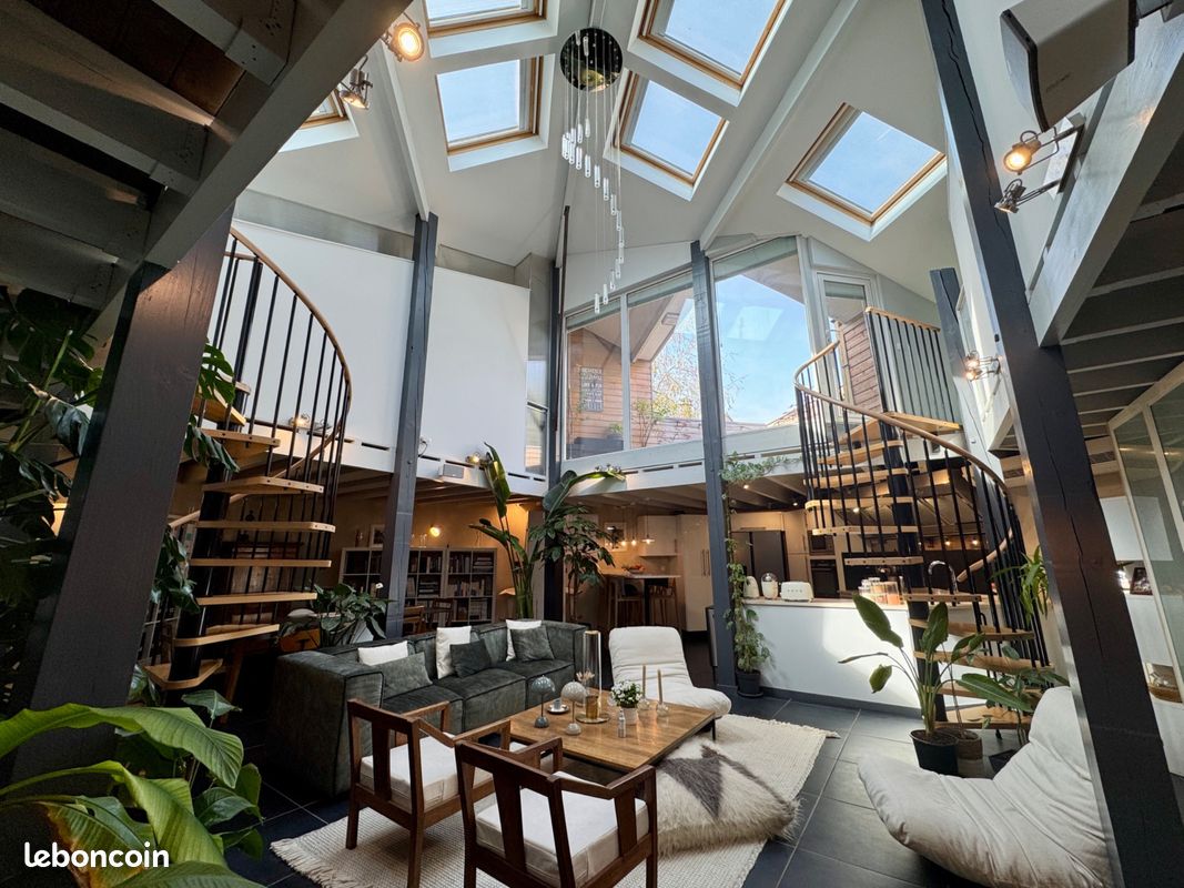 Maison 7 pièces 213 m² · à Bordeaux · 213 m² · 650 000 €