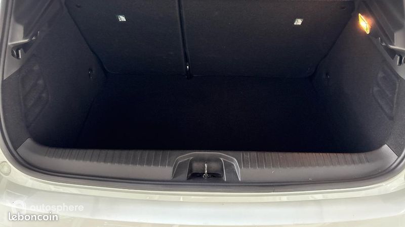 Renault Clio 1.6 E-Tech 145ch full hybrid Techno (image 14)
