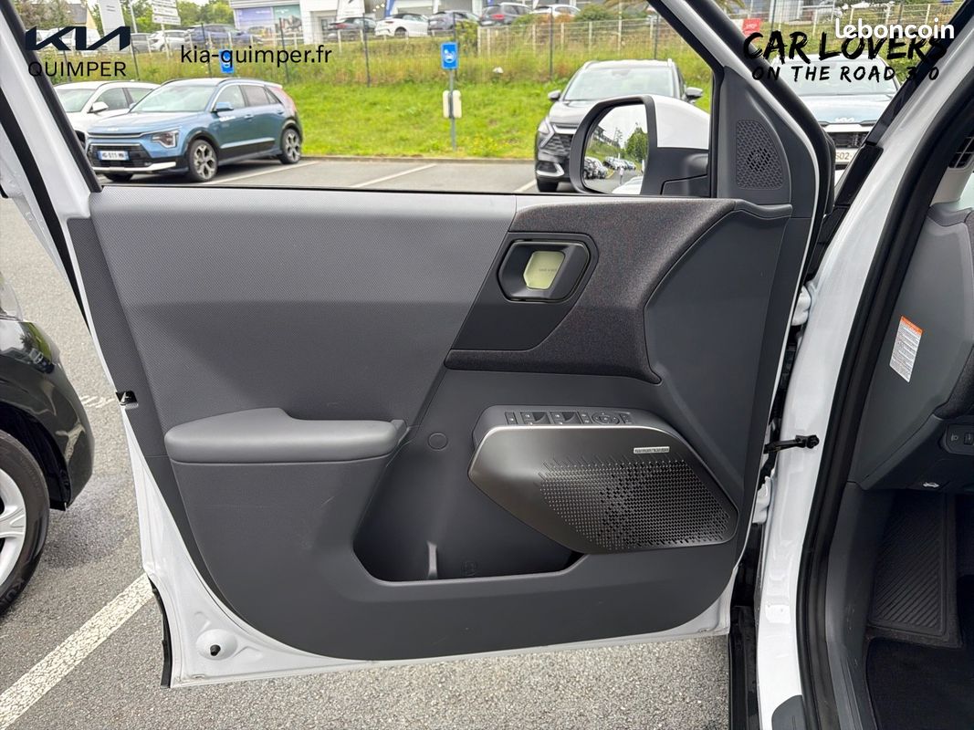 KIA EV2 107,8 kW (145 ch) Autonomie Standard 42.2 kWh Earth (image 17)
