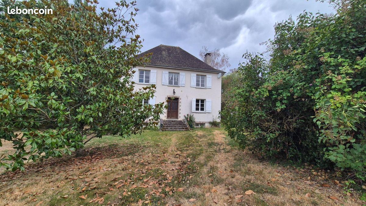 Maison 7 pièces 181 m² · à Bonnat · 181 m² · 193 000 €