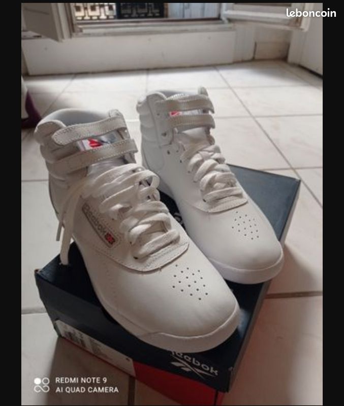 Reebok (image 1)