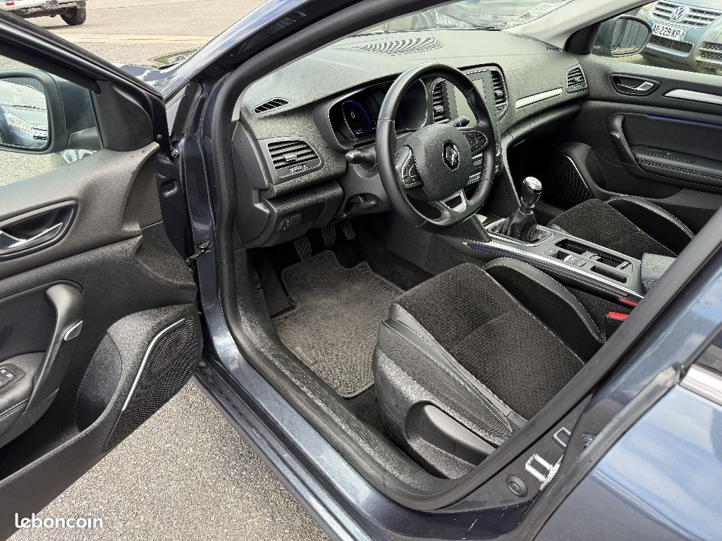 Renault Mégane IV Berline 1.2 TCe 130 Energy Intens (image 14)