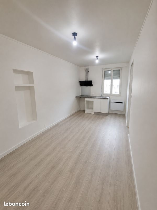 Appartement 1 pièce 20 m² · à Athis-Mons · 20 m² · 780 €/mois