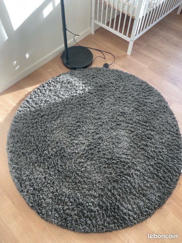 Tapis rond (image 1)