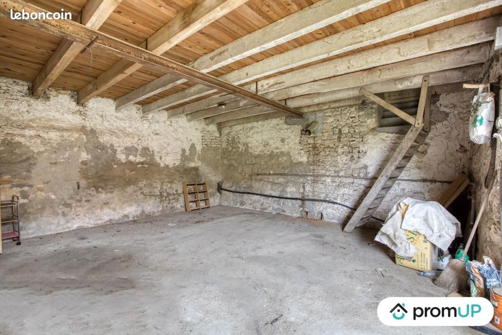 Maison 7 pièces 180 m² - Doux 79390 (image principale 14)