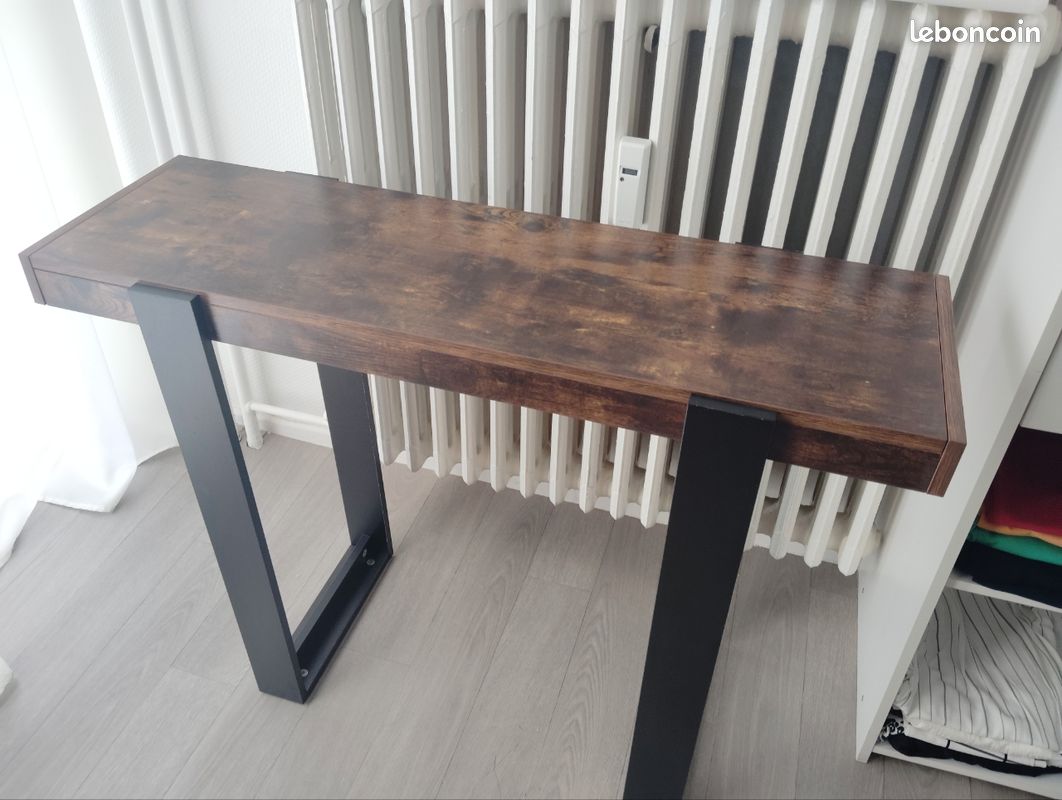 Console (image 1)
