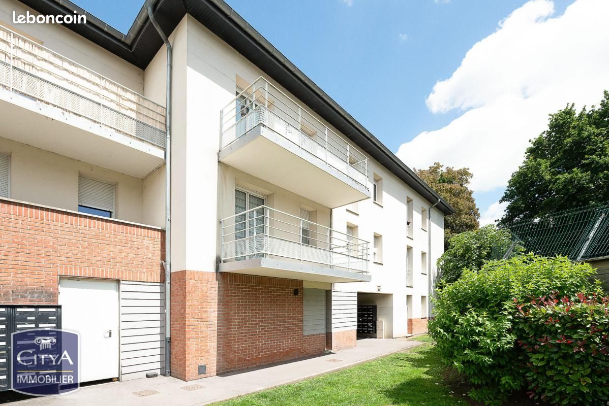 Appartement 1 pièce 33 m² · à Raismes · 33 m² · 50 000 €