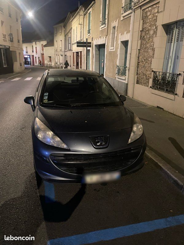 Peugeot 207 (image 3)