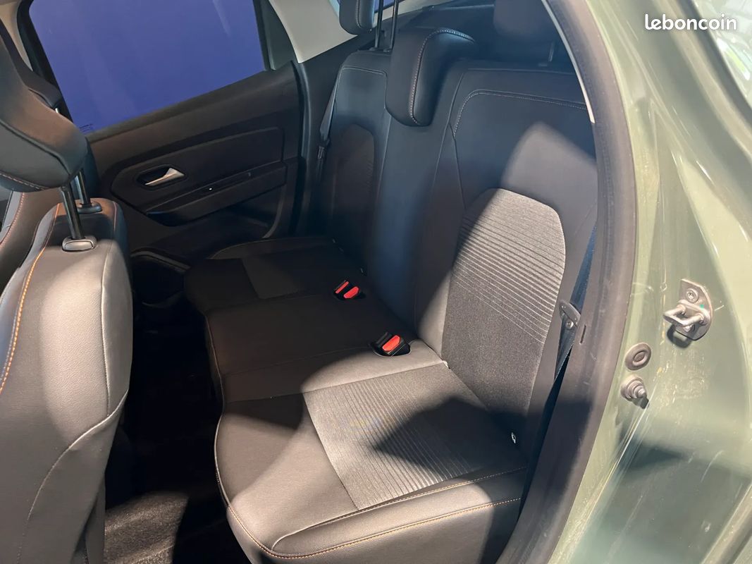 DACIA DUSTER 1.0 ECO-G 100 EXTREME – 2023 – MANUELLE – 46 000 km – CARPLAY – SIEGES CHAUFFANTS – 1ERE MAIN - SUIVI COMPLET DACIA (image 15)