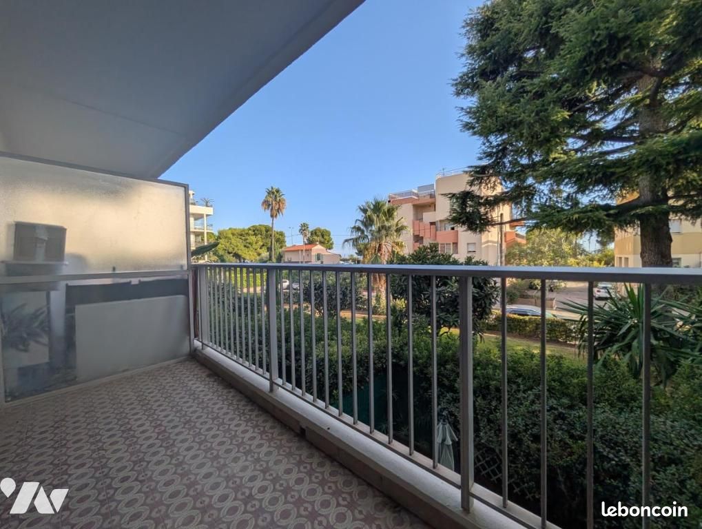 Appartement 1 pièce 27 m² · à Saint-Laurent-du-Var · 27 m² · 169 600 €