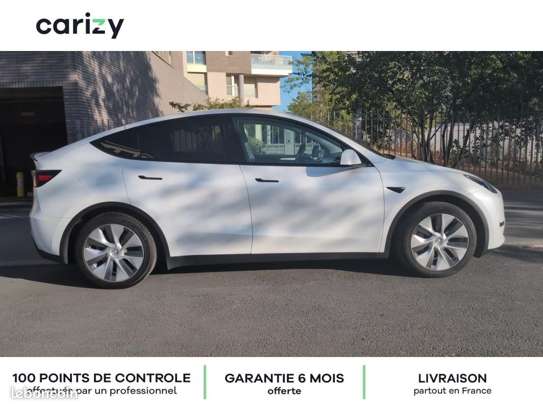 Tesla Model Y Standard RWD (image 4)