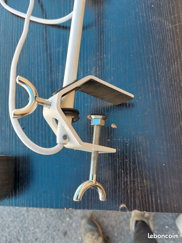 Lampe de travail (image 4)