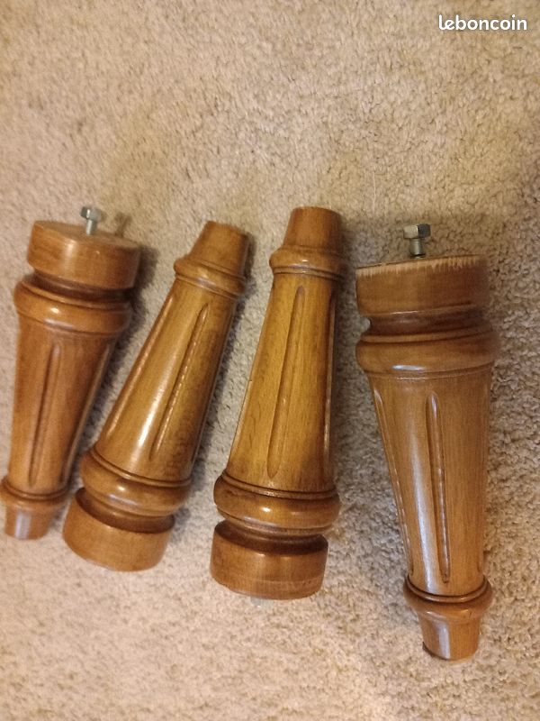 4 pieds en bois style Louis XVI (image 2)