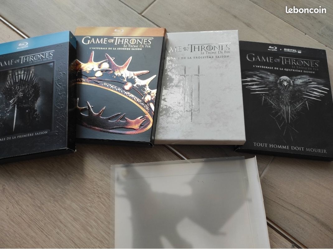 Game of Thrones Coffrets Blu-Ray Saison 1 à 4 dont 1 édition FNAC (image 1)