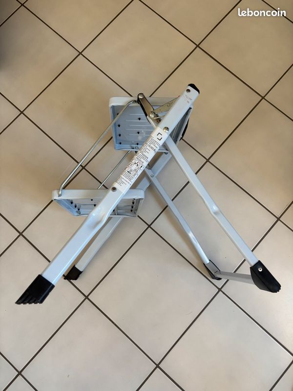Marchepied pliant 2 marches – charge 150 kg (image 2)