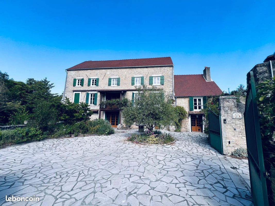 Maison 11 pièces 374 m² · à Boissy-la-Rivière · 374 m² · 630 000 €