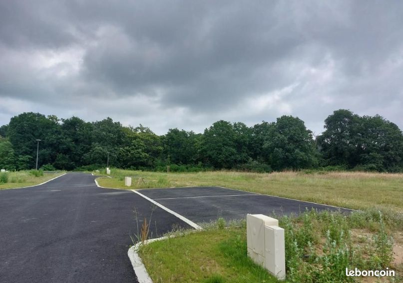 Terrain à bâtir de 565 m² à BOUGUE (40) · 58 900 €