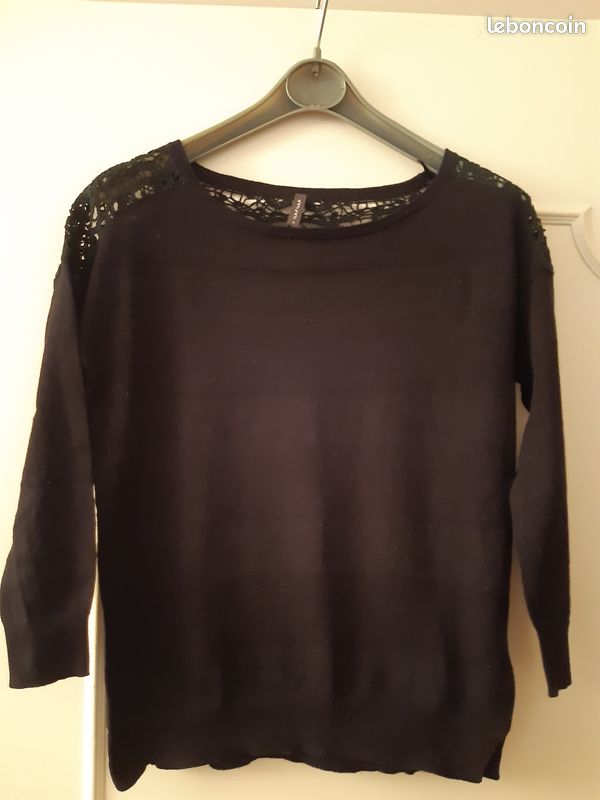 Pull naf naf noir taille s (image 1)