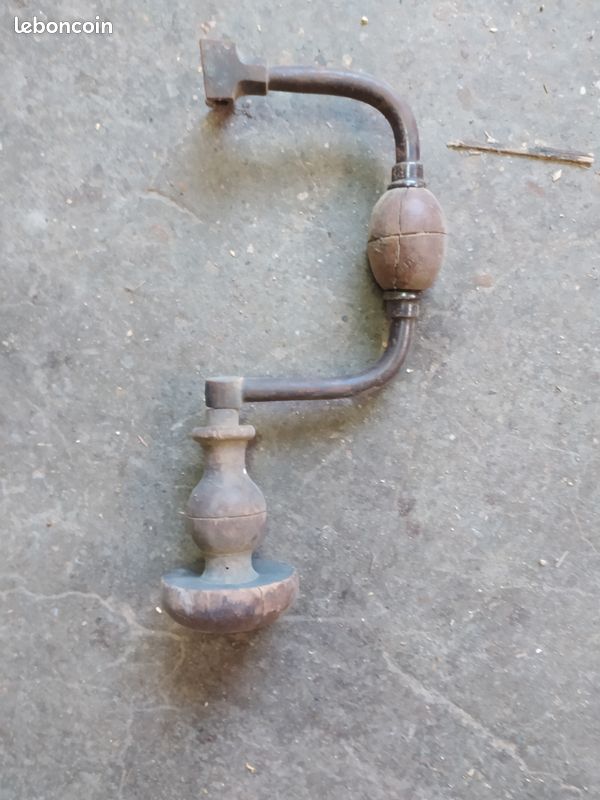 Ancien vilebrequin de menuisier (image 1)