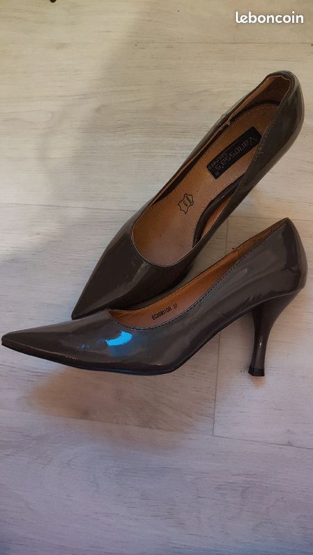 Escarpins vernis gris anthracite taille 37 (image 1)