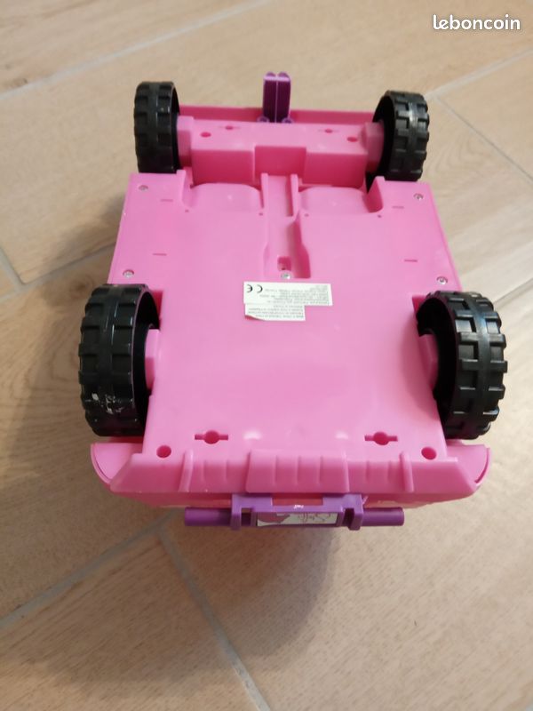 Voiture Steffi pour poupée Barbie (image 2)