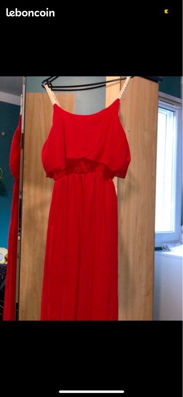 Robe rouge (image 2)