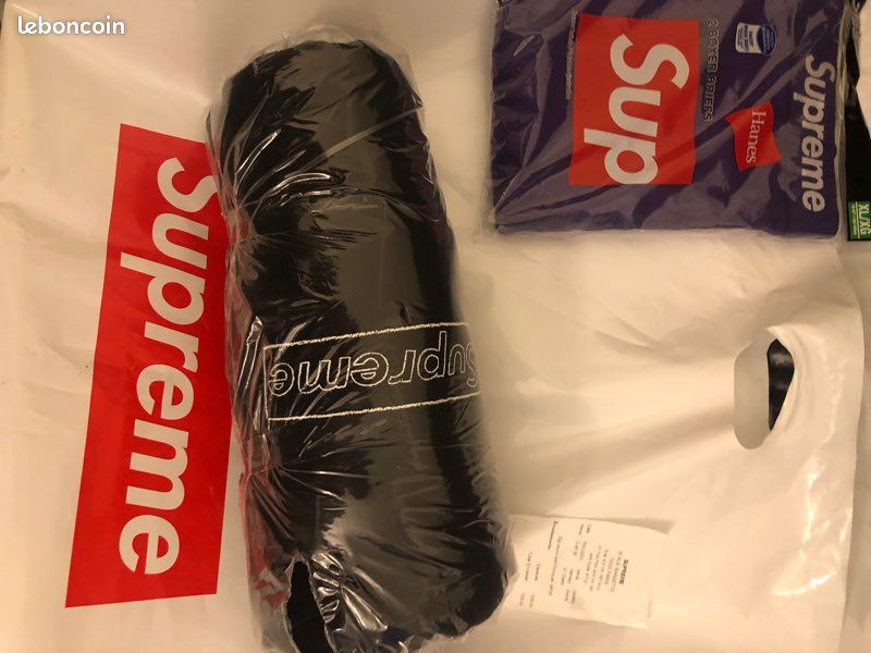 Hoodie supreme kaws black M (image 1)