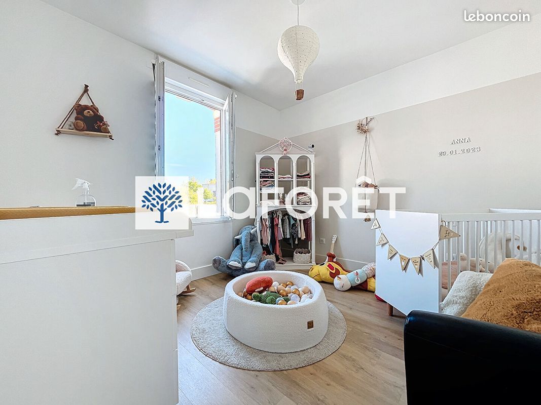 Maison 5 pièces 111 m² - Bressuire 79300 (image principale 9)