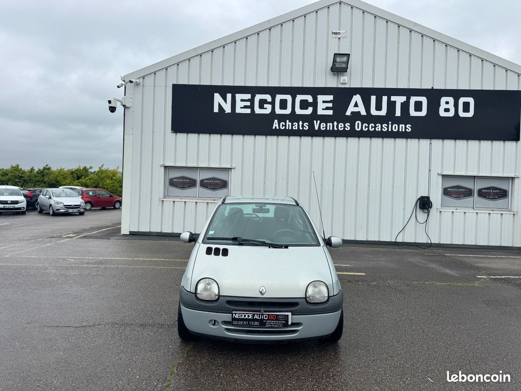 RENAULT TWINGO Expression 1.2i 16V 120500 KM 06/2007 BOITE AUTOMATIQUE CLIMATISATION JANTES ALU (image 2)
