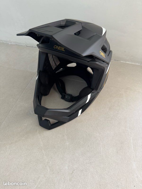 Casque intégral VTT ONEAL (image 1)