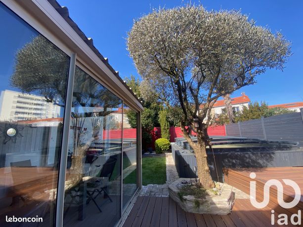 Maison 8 pièces 162 m²