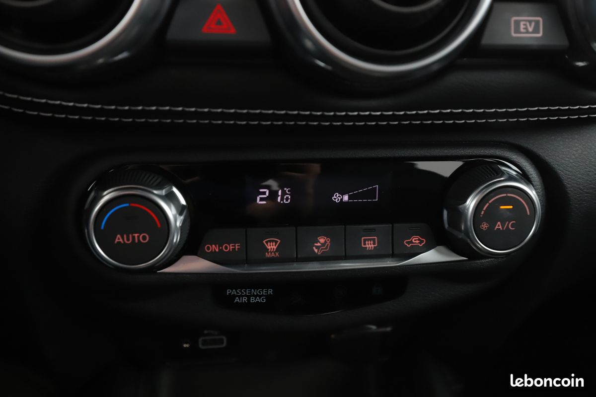 Nissan Juke 1.6 Hybrid N-Connecta 143 ch (image 20)