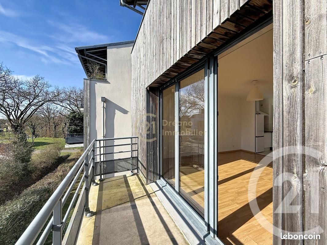 Appartement 4 pièces 74 m² · à Noyal-Châtillon-sur-Seiche · 74 m² · 200 000 €