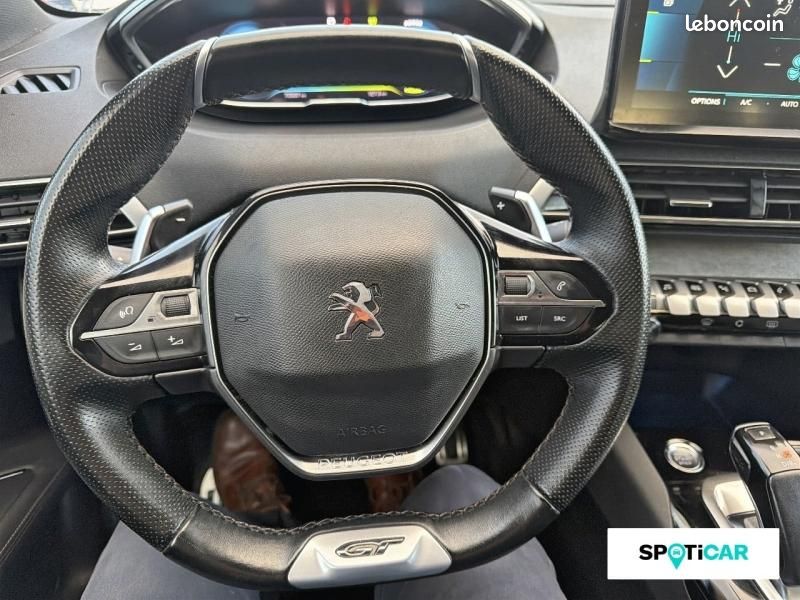 Peugeot 3008 HYBRID4 300ch GT e-EAT8 4X4 + TOIT OUVRANT + ATTELAGE + HAYON MAIN LIBRE (image 15)