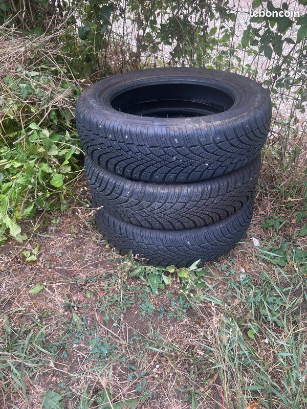Pneus neige BLIZZAK 155/65R14 (image 2)
